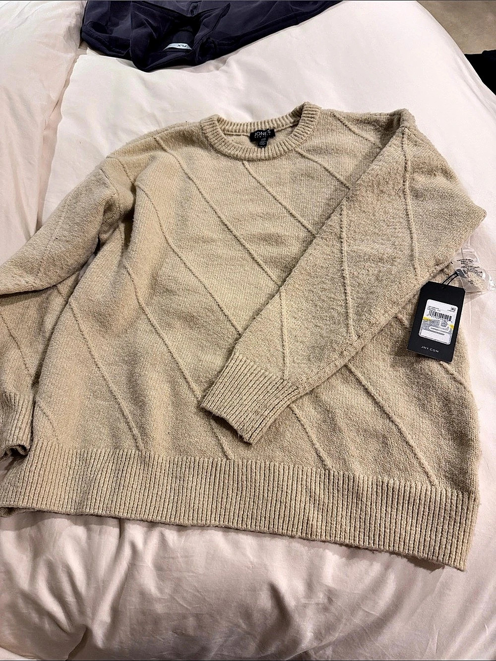JNY.COM Geometric Knit Sweater in Beige Size Medium NWT